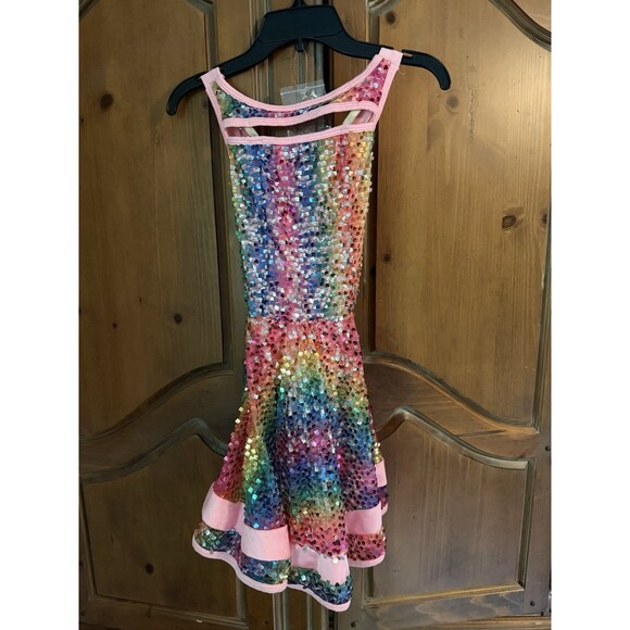 Rainbow dance costume - Picture 1 of 3